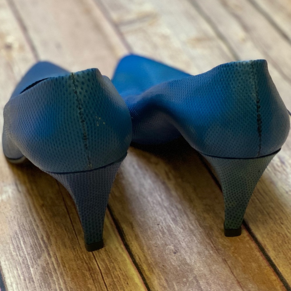 Vintage Yves SaintLaurent Electric Blue Shoes sz7M - Picture 8 of 10